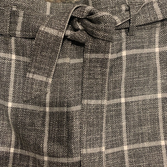 NWOT WHBM 5” Short Plaid High Waisted Luxe Shorts - Picture 7 of 11